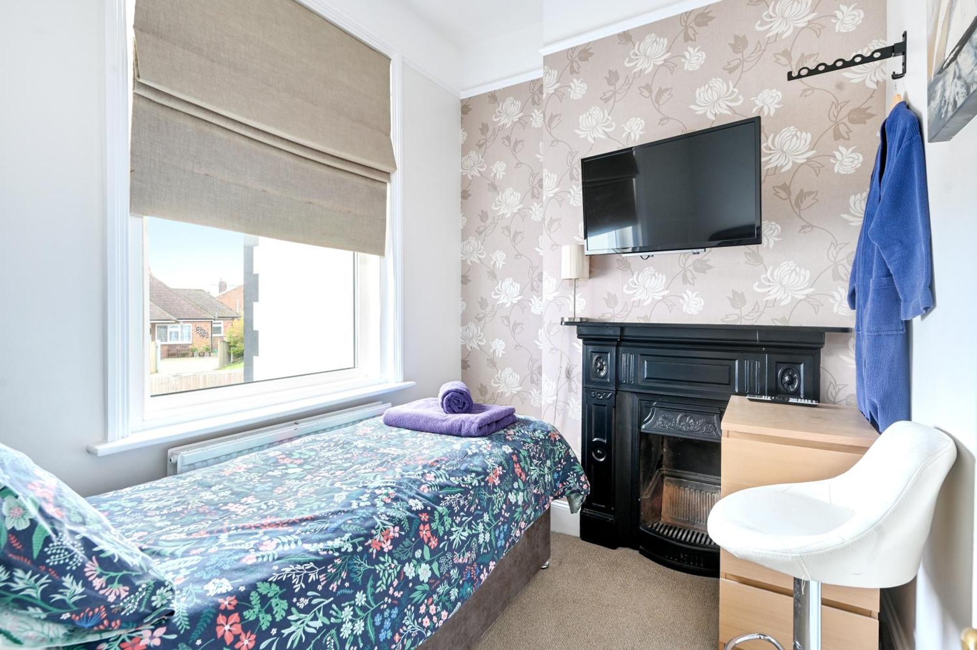 Northrise Retreat Bed & Breakfast Hastings Bagian luar foto